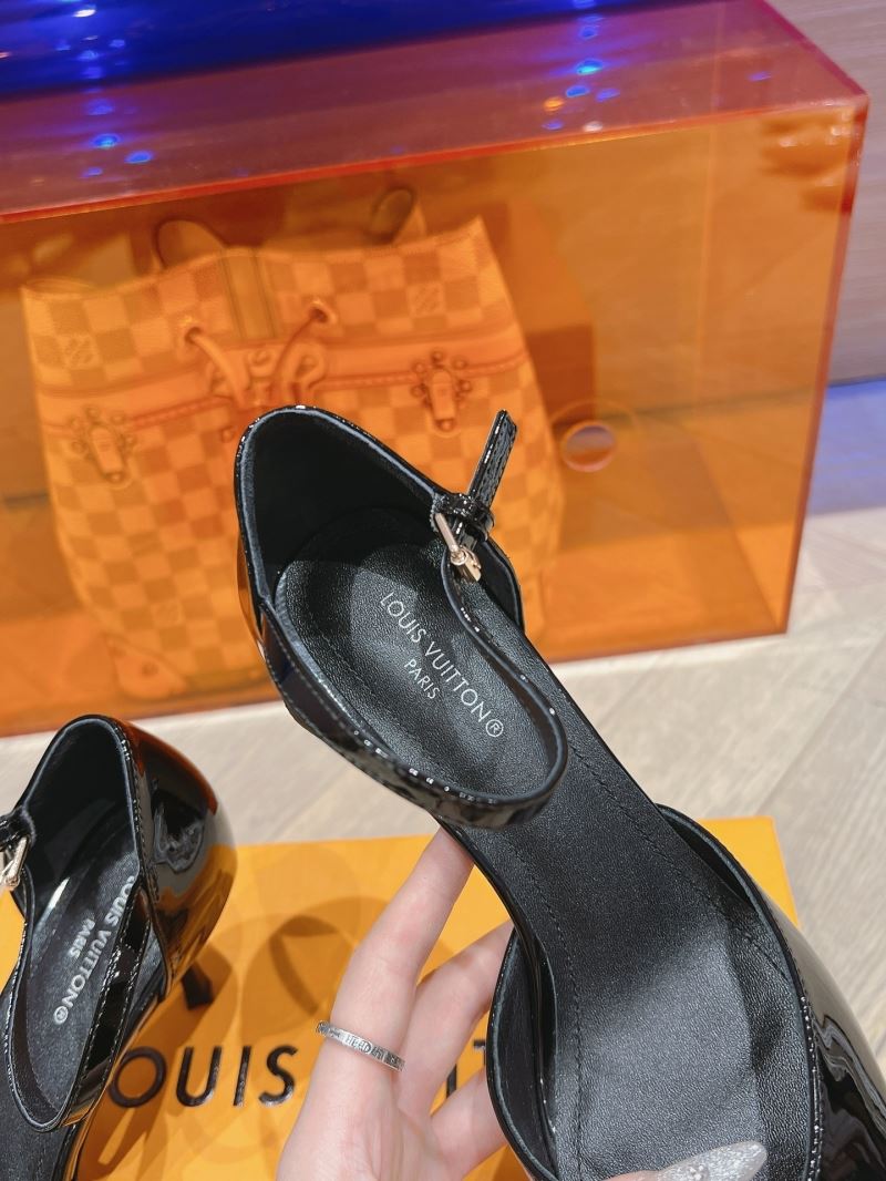 Louis Vuitton Sandals